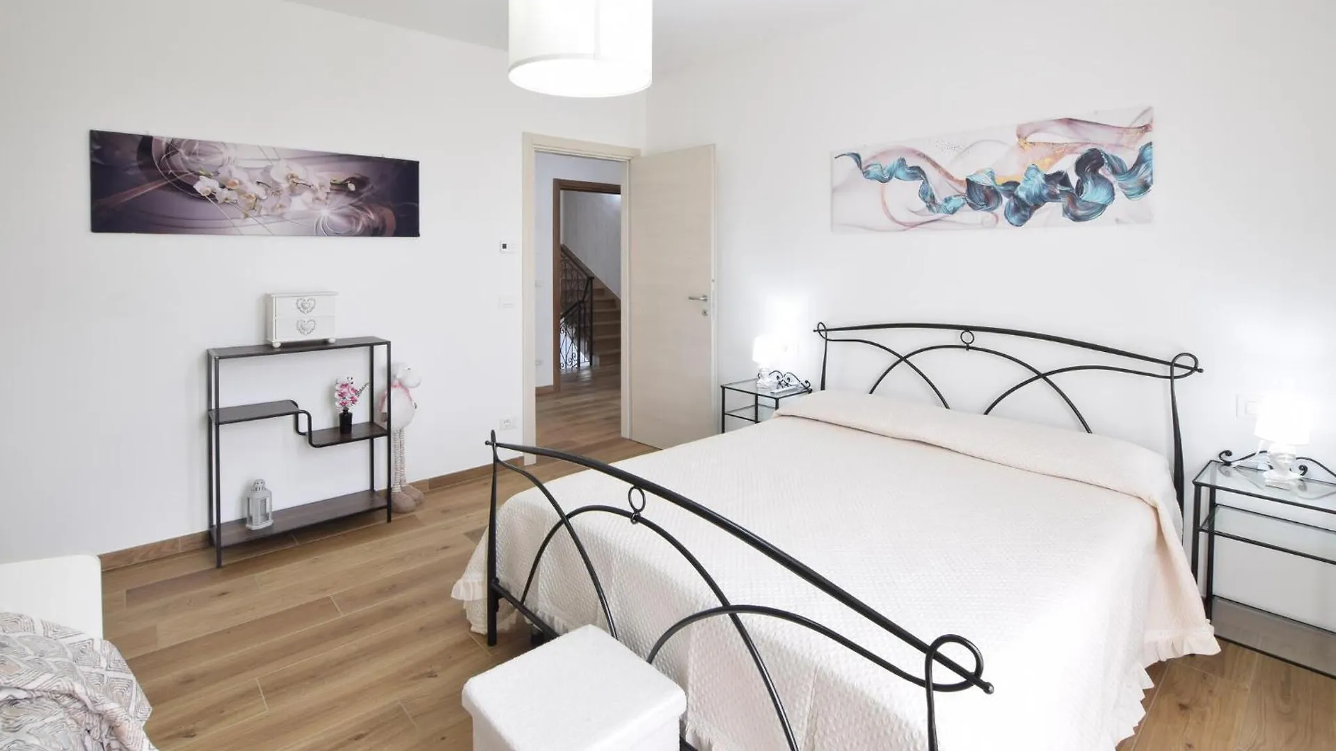 Awesome Home In Marciano Della Chiana 0*,